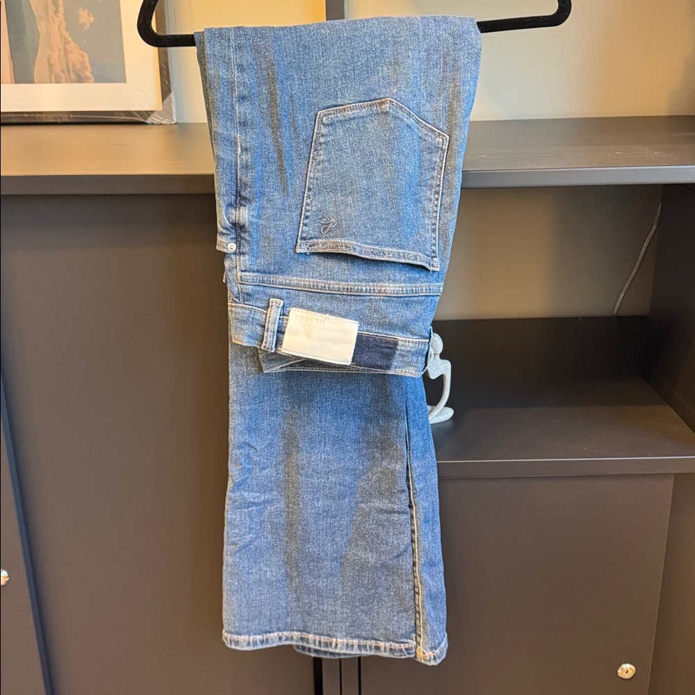 DL1961 Bridget Boot High Rise Vintage 33” Jeans, Size 28